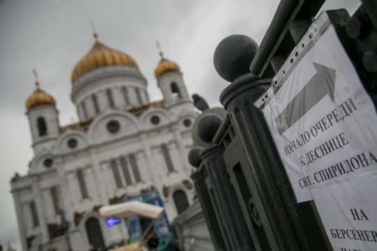 В храм Христа Спасителя доставили мощи Спиридона Тримифунтского