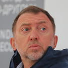 Дерипаска посоветовал выпускникам не стремиться уехать из России