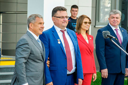 Минниханов открыл в Челнах новое здание городского суда