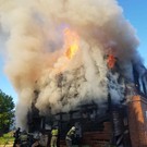В историческом квартале «Полукамушки» в Зеленодольске сгорел дом