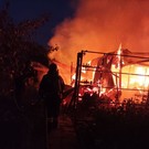 В Набережных Челнах при пожаре на даче погибли мужчина и его 12-летняя дочь