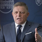 Начальник охраны Ельцина объяснил ошибку телохранителей Фицо