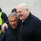 Лукашенко – Минниханову перед вылетом из Казани: «Удивил, молодец!»