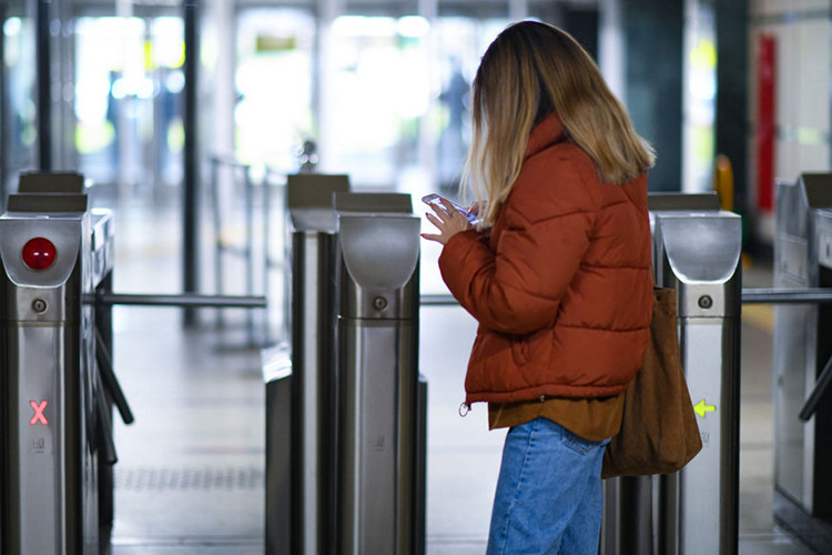 Передали за проезд: в казанском метро раскрыли «схематоз» на транспортных картах