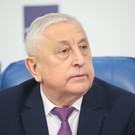 Кандидат в президенты Николай Харитонов в своем агитационном ролике призвал «выключить эту болтовню навсегда»