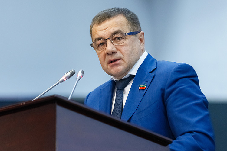 Рифнур Сулейманов: «Мы нацелены на максимальный перевод наших клиентов на дистанционное обслуживание»