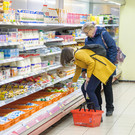 В магазинах опробуют новую технологию по блокировке просроченных продуктов  