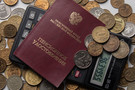 Россиянам могут разрешить передавать свои пенсионные баллы родителям, чтобы те могли быстрее выйти на пенсию