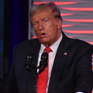 Трамп заявил, что проведет три раунда теледебатов с Харрис