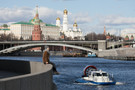 Власти Москвы еще сильнее ужесточили режим из-за COVID-2019. Закрываются рестораны, парки, магазины