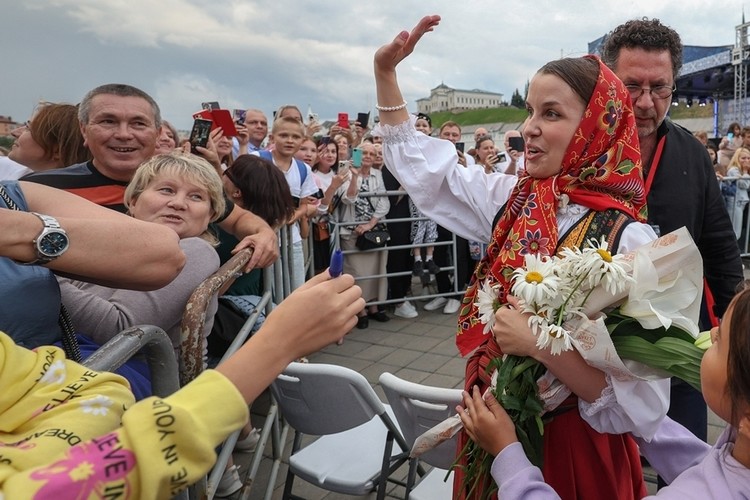 «Матушка» у Кремля: как Казань отметила явление чудотворной иконы Пресвятой Богородицы