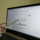 Нефть начала резко падать в цене – Brent подешевела до $75,56 за баррель