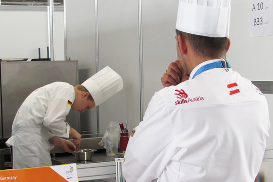 Ажиотаж, выпивка и кричалки болельщиков: последний день WorldSkills Kazan 2019