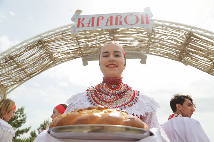 В народном празднике «Каравон-2021» приняли участие более 150 коллективов со всей страны