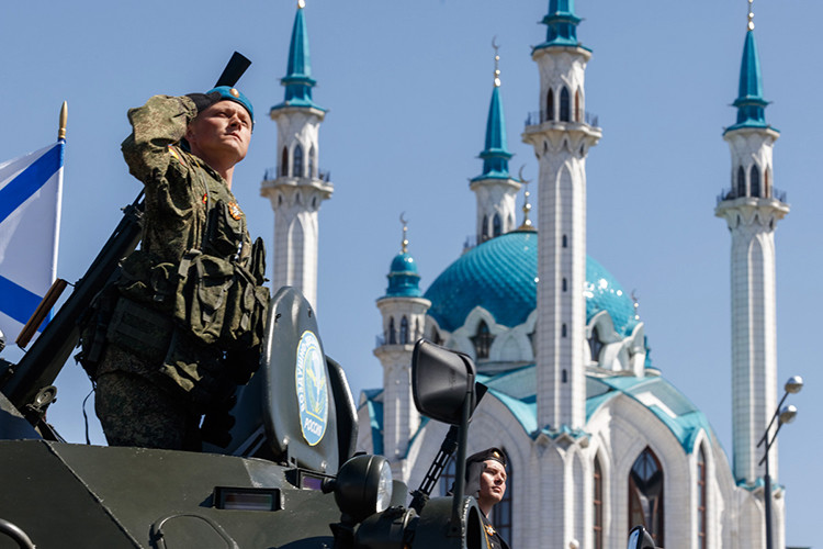 Как Казань отметила один из самых главных праздников для нашей страны