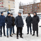 Глава исполкома Казани проверил уборку снега и вывоз мусора со дворов