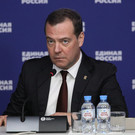 Медведев о наборе контрактников: темпы приличные, годовой план выполнен на 78%