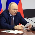 Путин выразил соболезнования семьям погибших в Севастополе