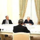 Путин через Ли Цяна передал «дружеский привет» председателю КНР Си Цзиньпину: ждем в Казани