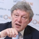 СМИ: Основатель партии «Яблоко» Григорий Явлинский покинул Россию
