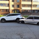 Челнинец, уходя от погони, протаранил иномарку