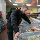 «Известия»: Госдума обяжет магазины указывать стоимость всех продуктов за килограмм и литр