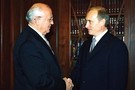 «Вас считают авторитетным политиком, сыгравшим значимую роль в истории»: Путин поздравил Горбачева с 89-летием