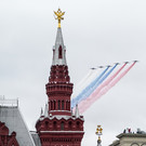 Минобороны опубликовало видео парада Победы в Москве глазами летчиков ВКС