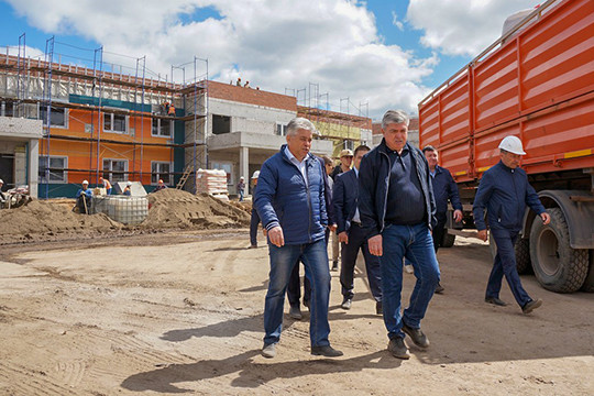 Объезд Наиля Магдеева по строящимся объектам города