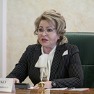 Матвиенко предложила Силуанову «пару дней передохнуть» после работы над бюджетом РФ