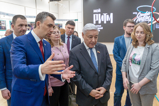 Дамир Фаттахов доложил о первых реальных итогах своей работы