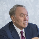 Два зятя Назарбаева уволены с руководящих постов в крупных нацкомпаниях