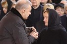 На прощание с Лужковым приехала элита России. У Батуриной очередь сочувствующих – первые фото 