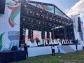 В честь Дня республики в Казани одновременно поженились 45 пар 