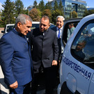 Минниханов вручил 30 новых авто ветеринарным службам РТ в честь Дня ветеринара