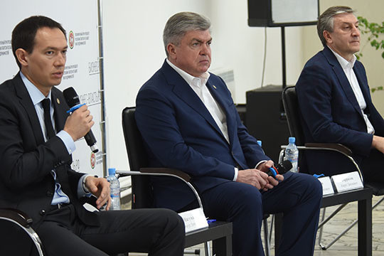 «Есть мысль вообще отказаться от контроля над самозанятыми. Уже такие вещи обсуждаются!»