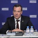 Медведев отреагировал на слова президента Польши о дешевом способе остановить «империализм» РФ