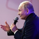 Путин назвал число военных в зоне СВО
