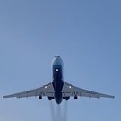 Еще одна страна открывает авиасообщение с Россией