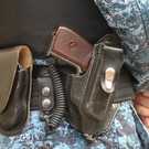 Совфед одобрил закон о праве всех судебных приставов применять оружие
