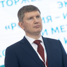 Решетников призвал оптимизировать охранников и бухгалтеров