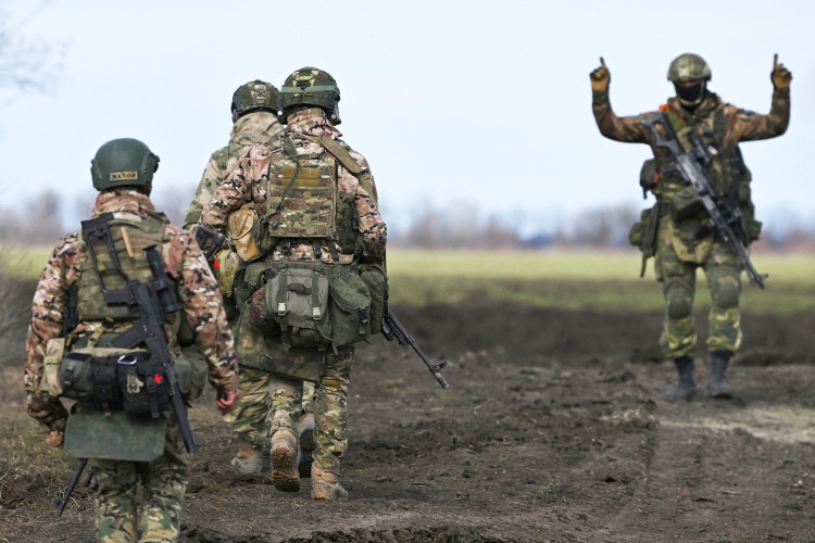 Илья Мощанский: «Можем собрать армию в 2 миллиона и пройтись по Украине катком. Но доллар будет по 200»