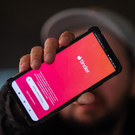 В России перестал работать Tinder