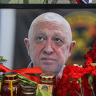 Евгения Пригожина похоронили рядом с отцом