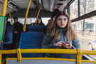 Россиянам предлагают запретить слушать музыку без наушников в транспорте