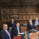 G7 и Австралия вслед за ЕС вводят потолок цен на российскую нефть