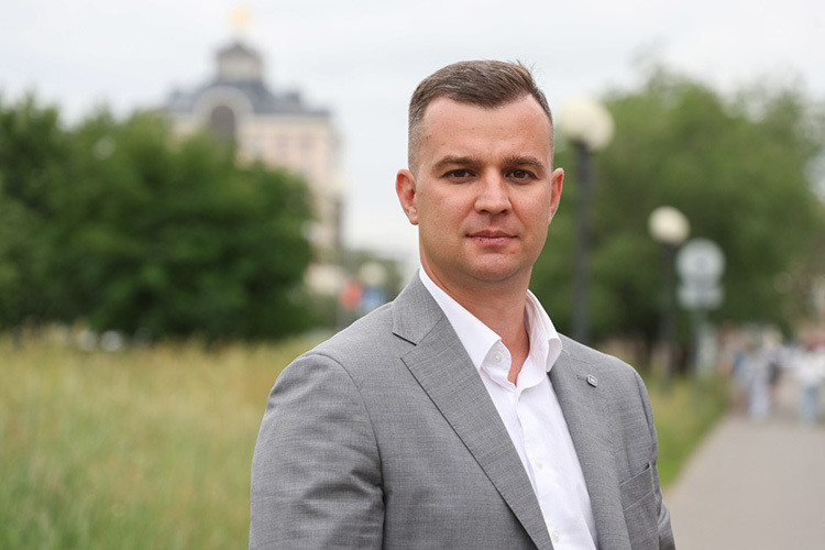 «К кредиту на миллион «прицепили» страховку на два!»: как банки и автосалоны «впаривают» допуслуги