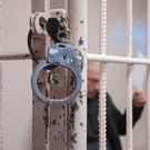 Суд в Брянске арестовал на 2 месяца отца стрелявшей 8-классницы