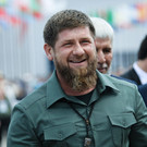 Кадырова на прямую линию доставил кортеж из БМП, на которых были пленные солдаты ВСУ