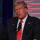 Трамп назвал низким уровень IQ Камалы Харрис